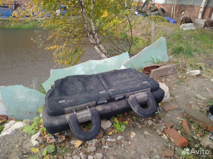 Сидения от Митсубиси Спайс Раннер