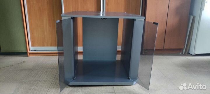 Тумбочка под телевизор