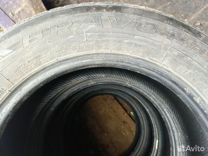 Maxxis Bravo HP-M3 215/65 R16 98V