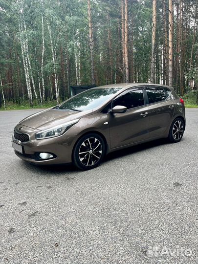 Kia Ceed 1.6 AT, 2014, 196 555 км