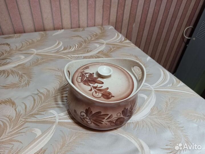 Горшок (кастрюля) керамический, термостойкий