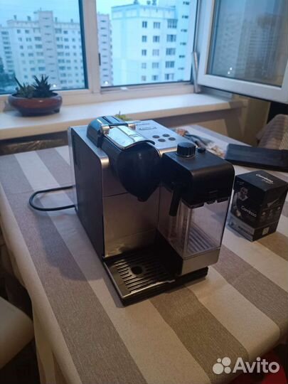 Капсульная кофемашина delonghi nespresso