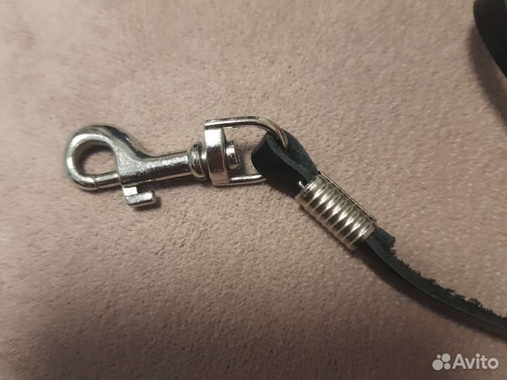 Шлейка для маленькой собаки с поводком