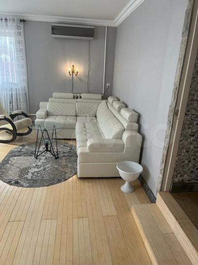 Коттедж 200 м² на участке 20 сот.