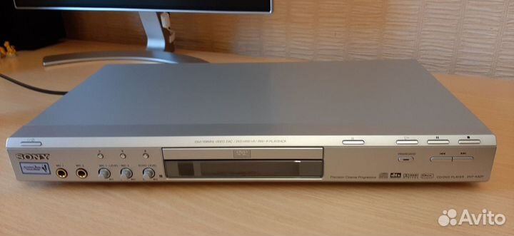 Продаю Sony CD / DVD player с караоке DVP-K82P