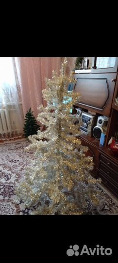 Елка искусственная