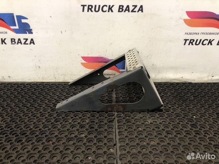 21891309 Подножка за кабиной