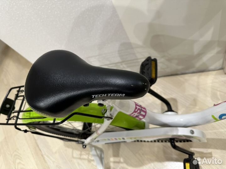 Велосипед детский 18 дюймов для девочки б/у