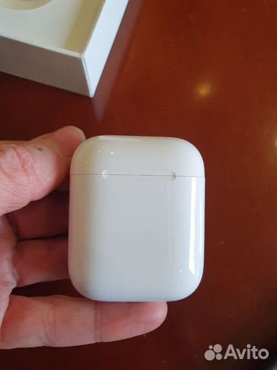 Беспроводные наушники apple airpods