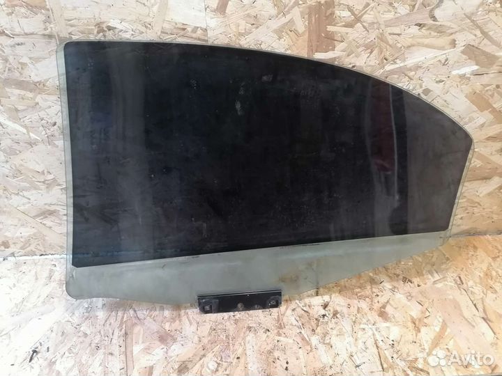 Стекло двери задней правой dodge stratus