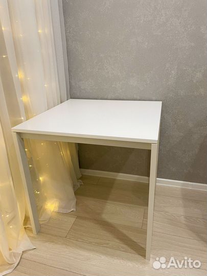 Стол кухонный Икеа meltorp 75*75