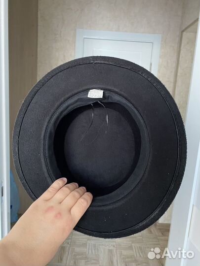 Шляпа черная из фетра