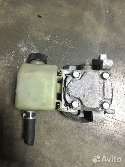 Насос гидроусилителя Mazda 3 BK 2.0 2006-2009