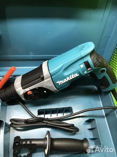 Перфоратор makita HR2470 (н839)