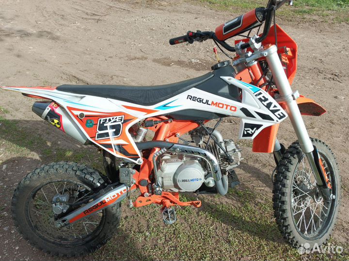 Regulmoto 125 em