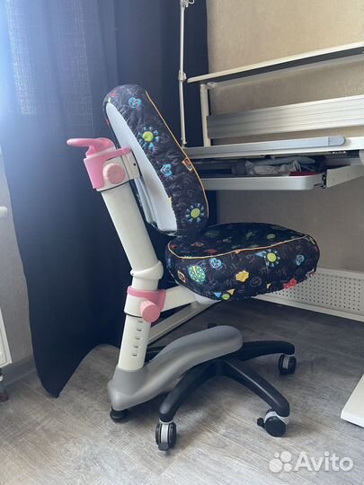 Школьная парта