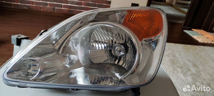 Фара левая на Honda CRV 2