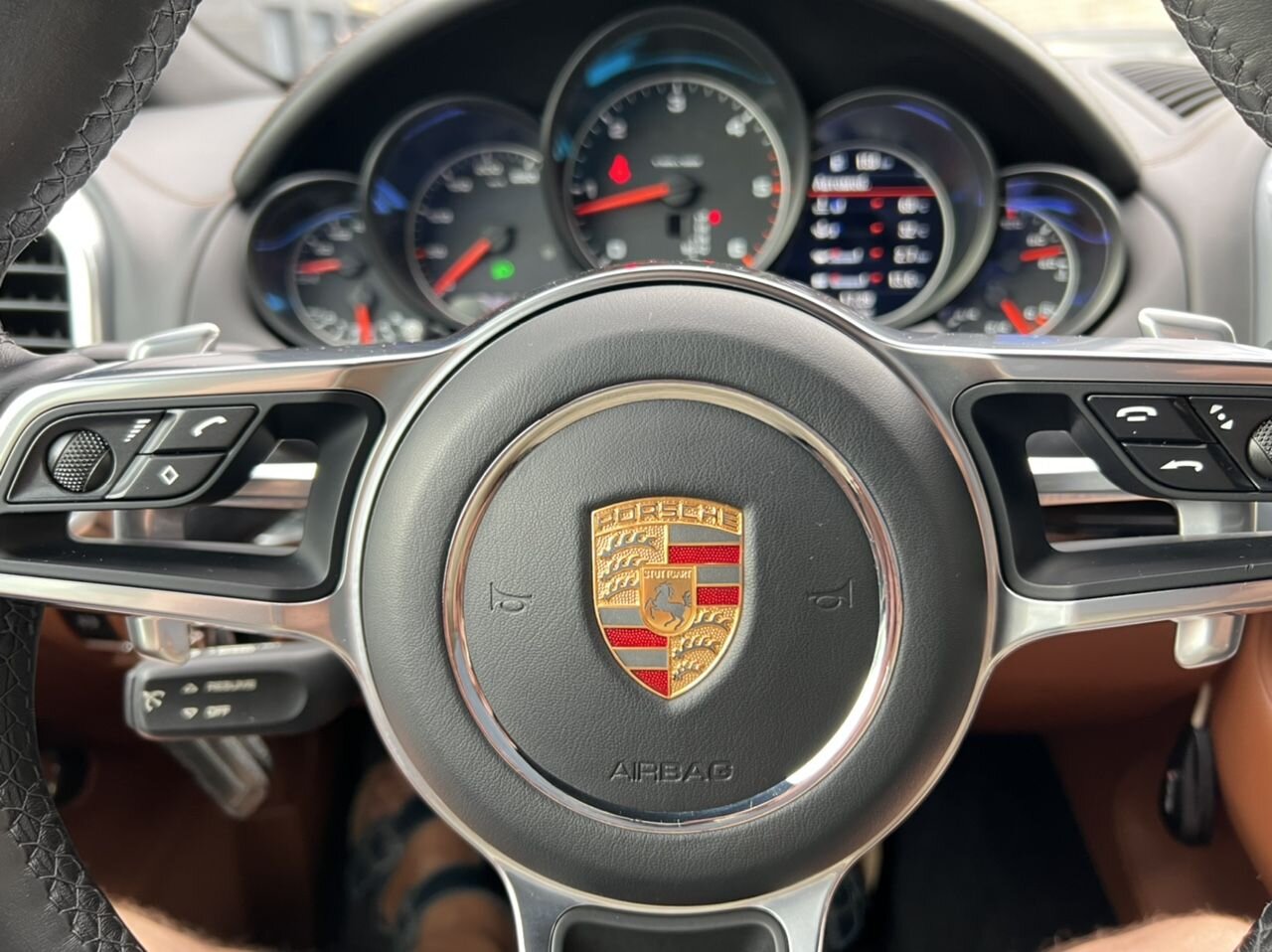 Porsche Cayenne: фото владельца