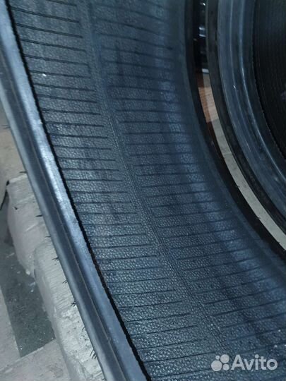 R18 Syron Merkep 2 245/40, PCD 0x105 DIA 52.5