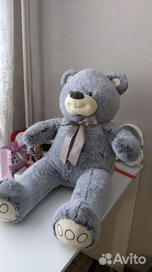 Плюшевый медведь