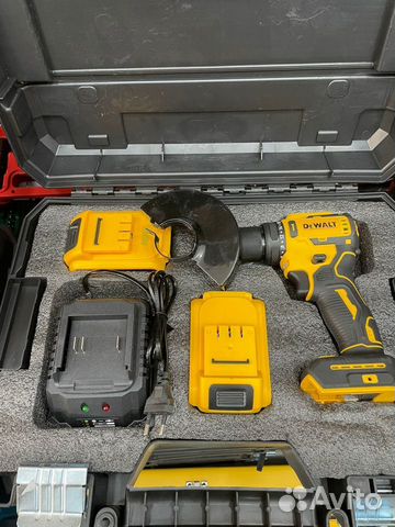 Шуруповерт бесщеточный DeWalt