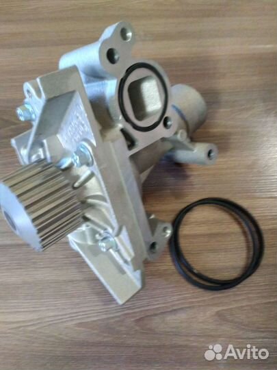 Водяная помпа Citroën/Peugeot 2.0