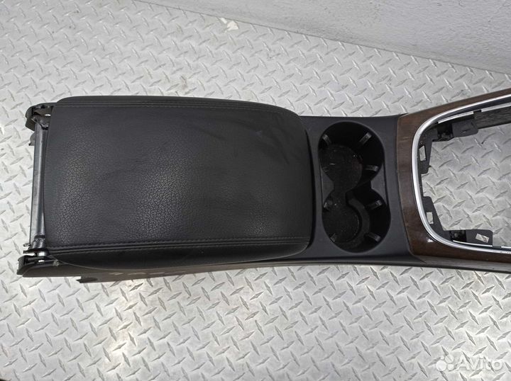 Подлокотник для Audi Q5 8R 8R0864207F25D