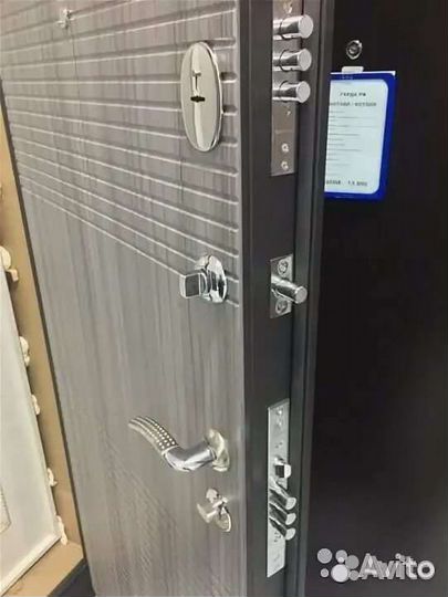 Дверь входная -40о/о