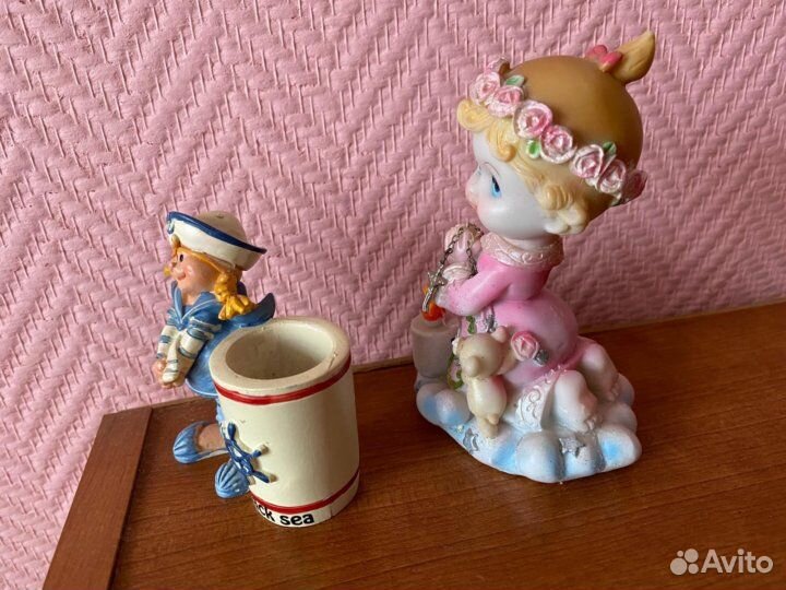 Статуэтки, сувениры, птички,свеча, бычки