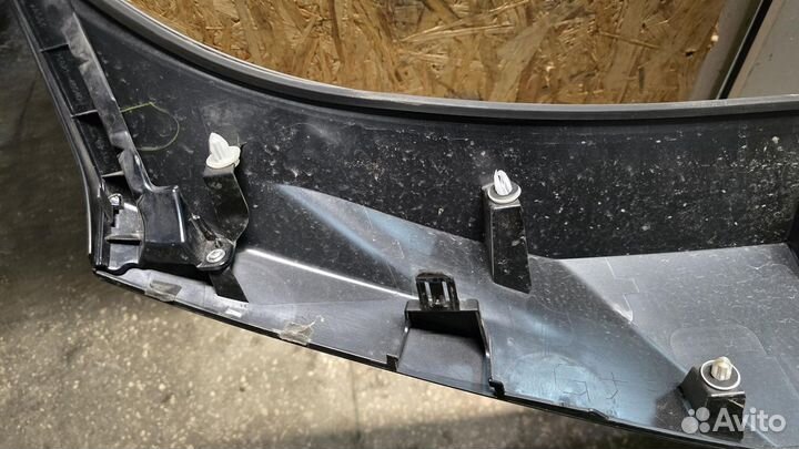 Б/У Б/У Накладка двери багажника lexus RX300 lexus