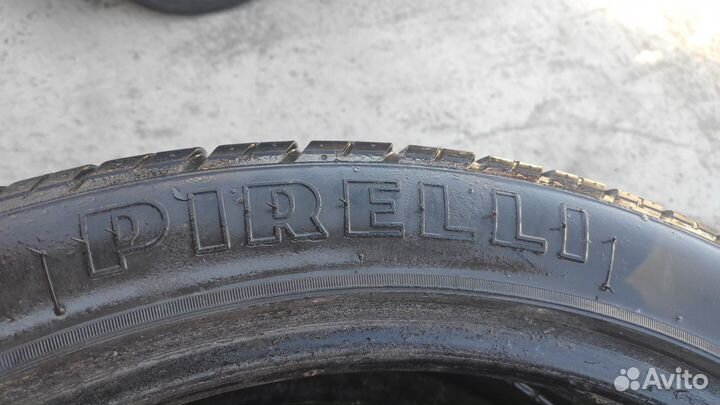 Pirelli P Zero Rosso 275/35 R20 ZR