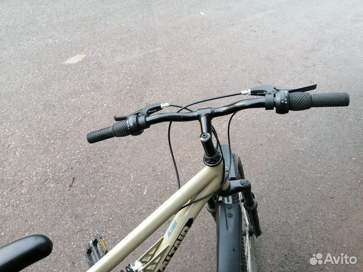 Велосипед горный подростковый