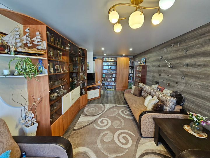 2-к. квартира, 55,5 м², 8/9 эт.