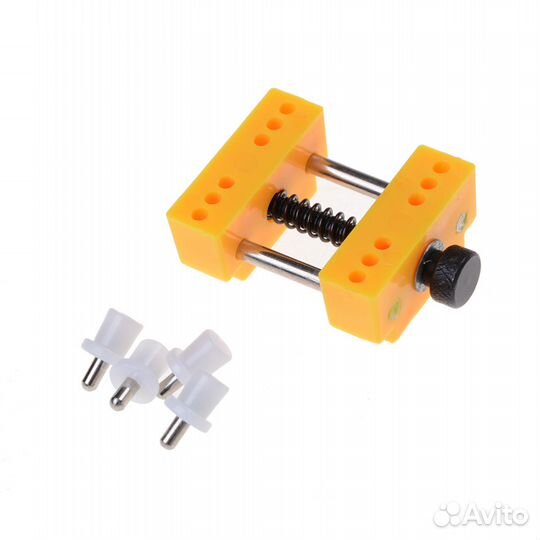 Часовые тиски для замены батареек