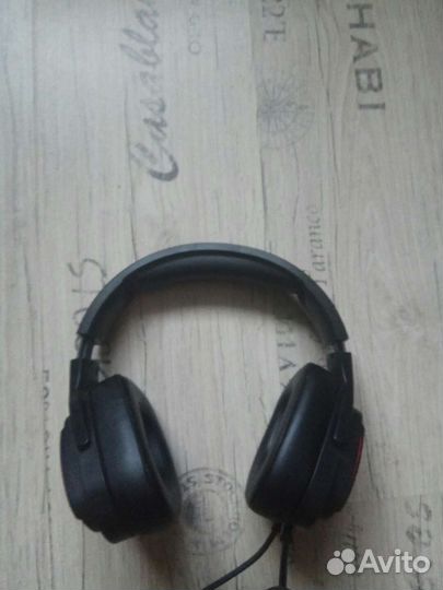 Игровые наушники с микрофоном A4 tech + коврик