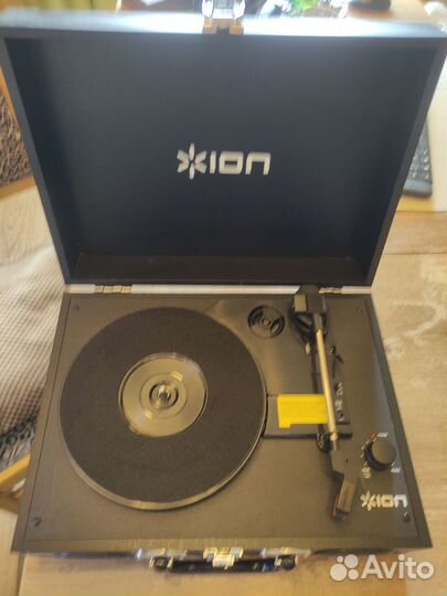 Проигрыватель винила ion vinil transport