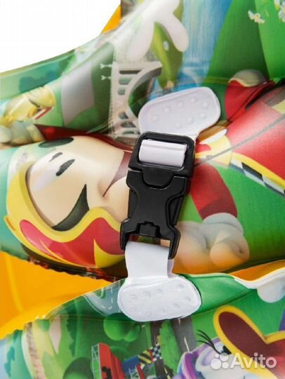 Жилет для плавания. Микки Маус