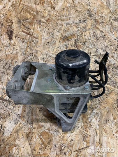 Блок abs Volkswagen Touareg 2002-2010