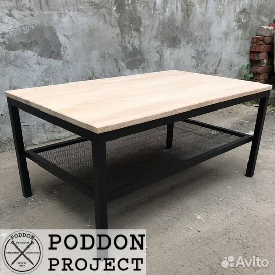 Стол из металла и мебельного щита в стиле лофт