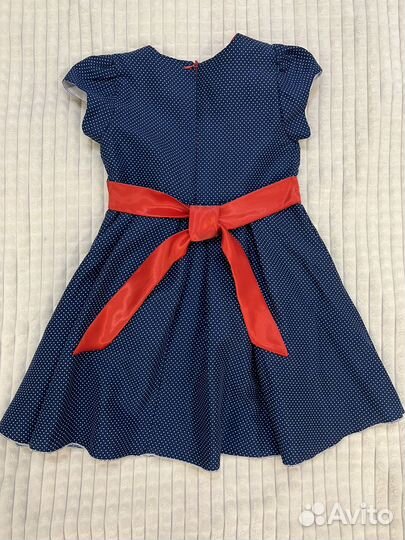 Платье для девочки размер 32, рост 116-122