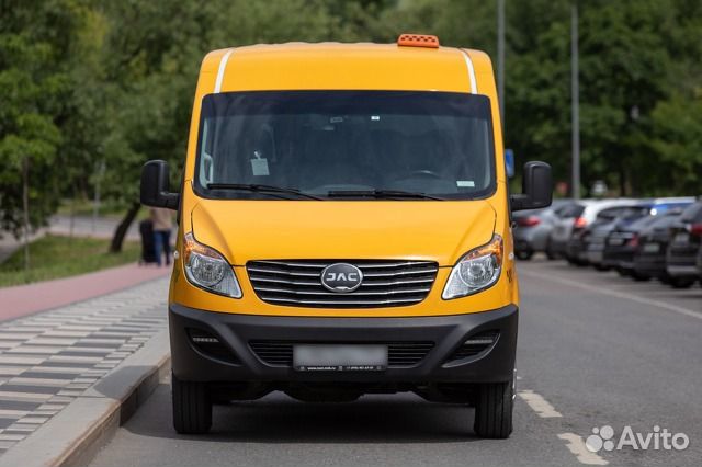 Водитель на перевозку инвалидов-колясочников