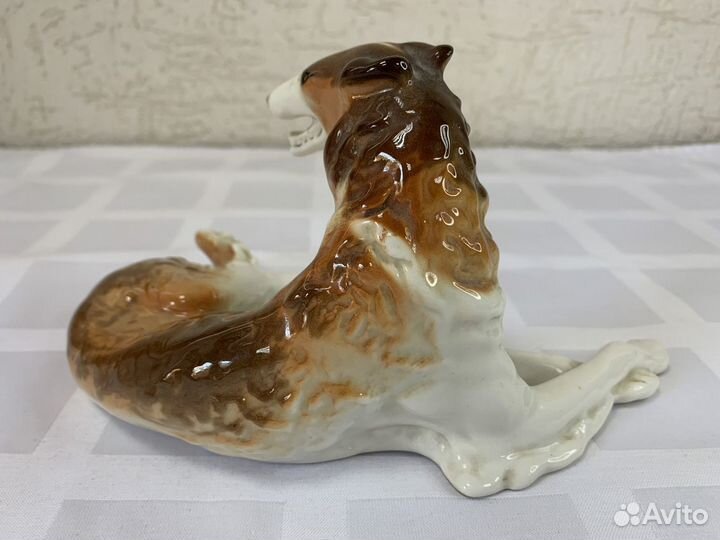 Статуэтка фарфоровая. Борзая. лфз