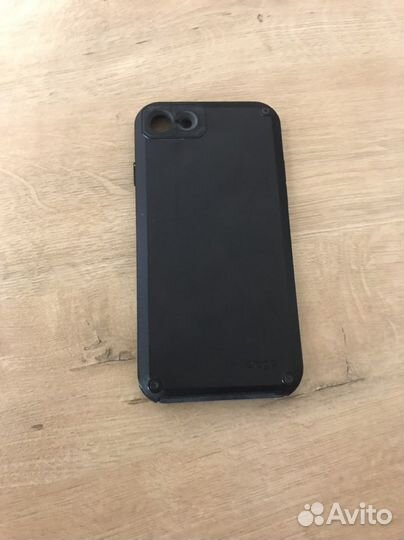 Чехол на iPhone 7