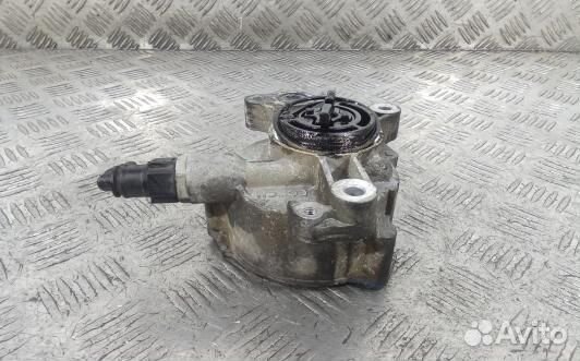 Насос вакуумный ford kuga 1 (SKR03KX01)