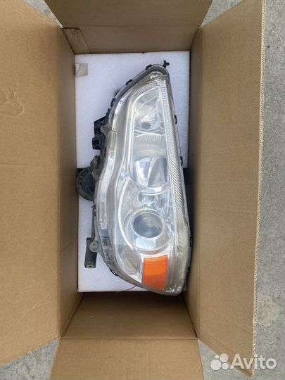 Левая передняя фара Mitsubishi ASX