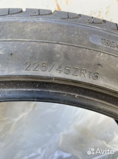 Goform Blue Win-UHP 255/40 R18