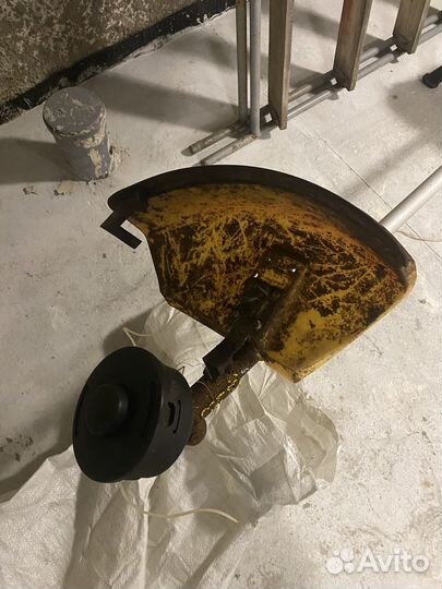 Триммер бензиновый