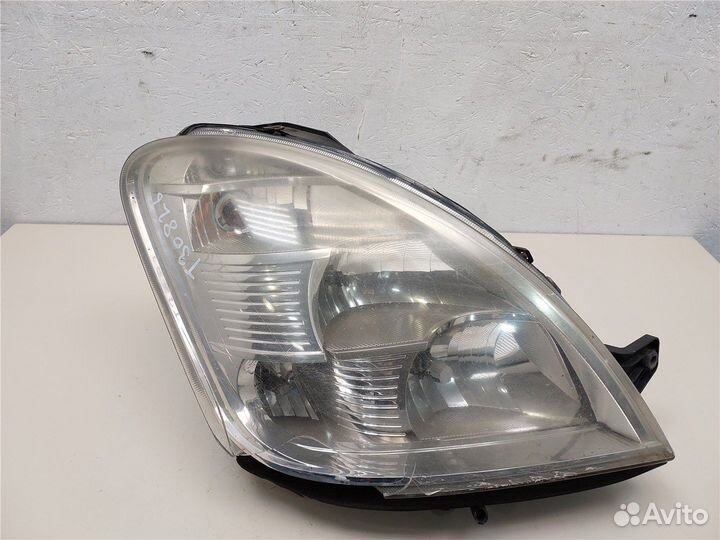 Фара (передняя) Iveco Daily 4, 2009