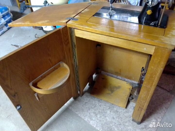 Швейная машина пмз им.Калинина, ножная