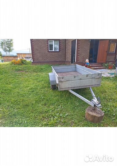 Прицеп лав 81011В 2*1,2м